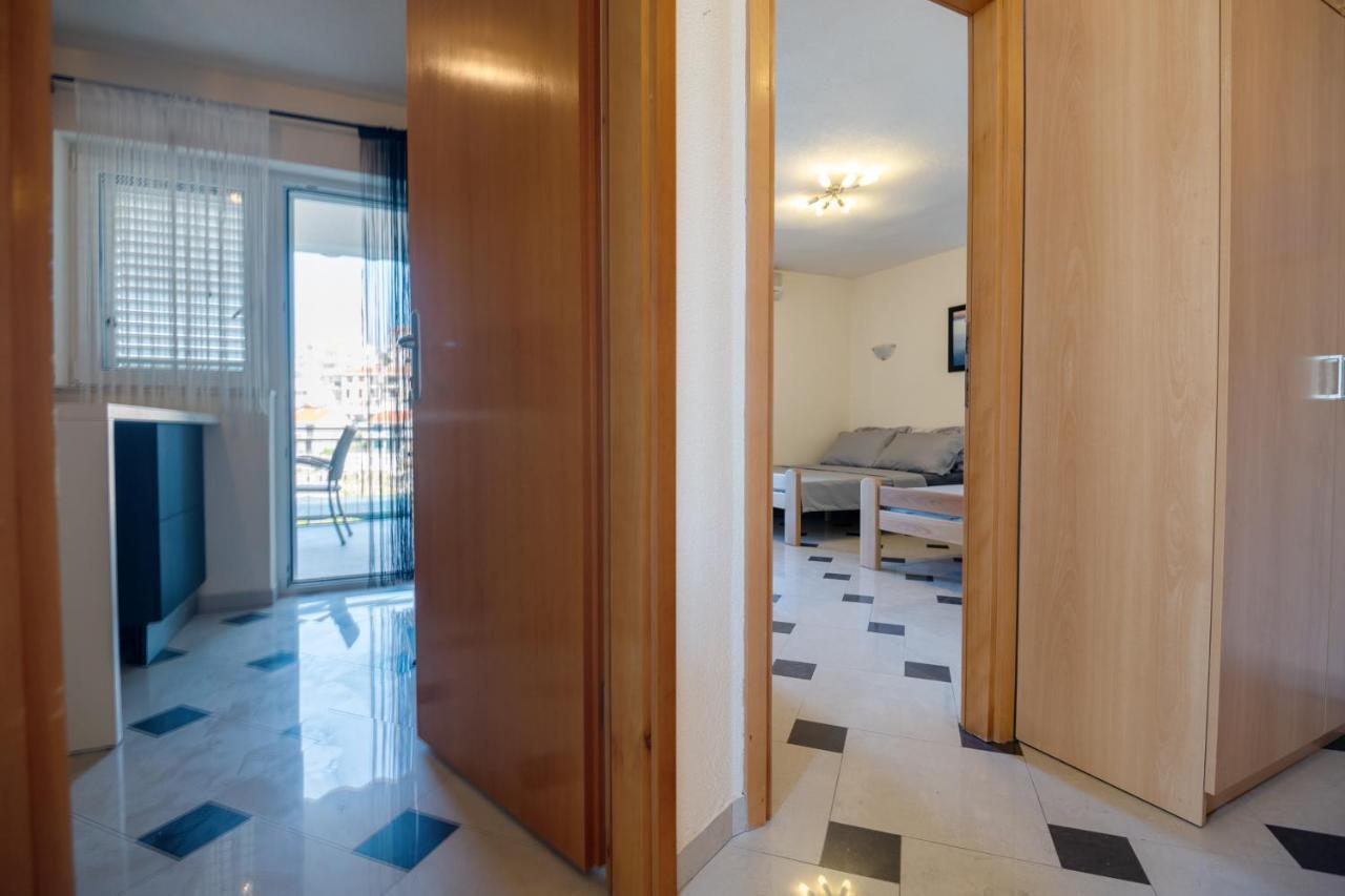 Apartments Sara & Leon เนอุม ภายนอก รูปภาพ